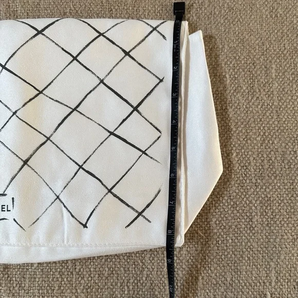 NWT Authentic Chanel Karl Lagerfeld ICOT3 Dust Bag - Picture 10 of 10